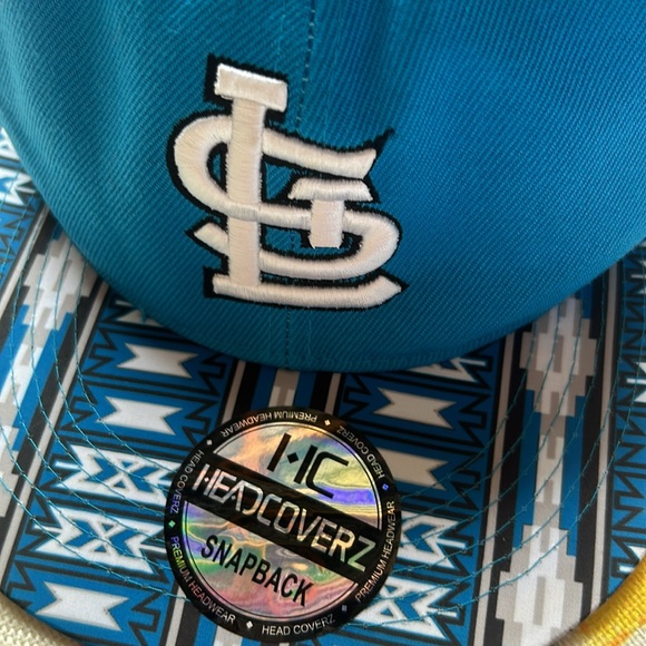 Hardcovers STL blue hat - Picture 2 of 5